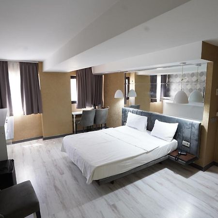 Time Hotel Mecidiyekoy Istambul Exterior foto